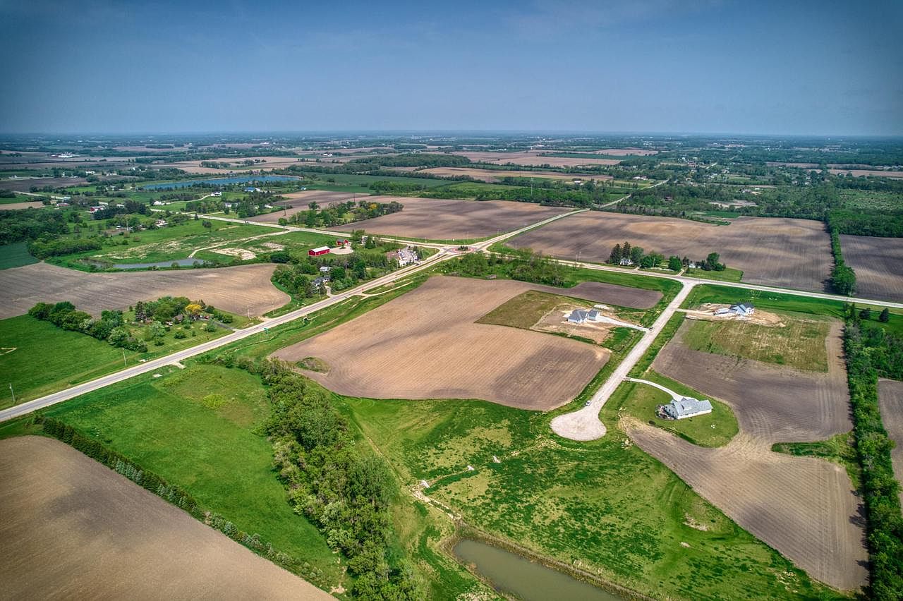 1514 YORKVILLE MEADOWS COURT, Union Grove, WI 53182 Zillow