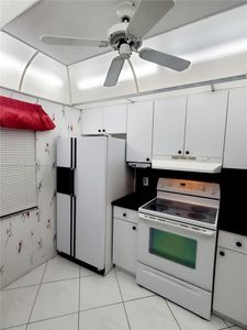 10332 Sunrise Lakes Blvd APT 112, Sunrise, FL, 33322