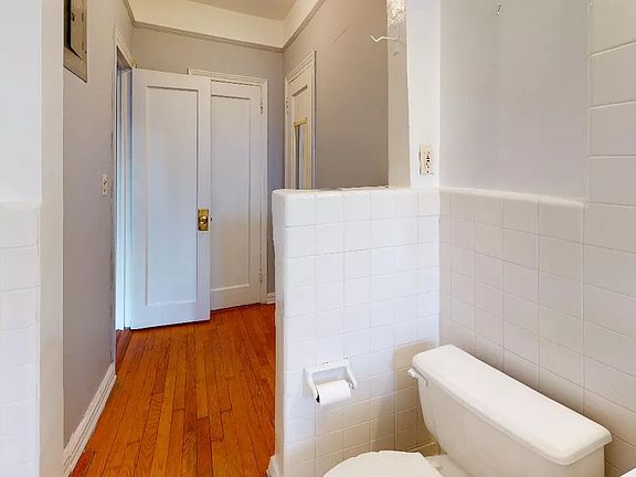5th image of 88-12 Elmhurst Ave #3O