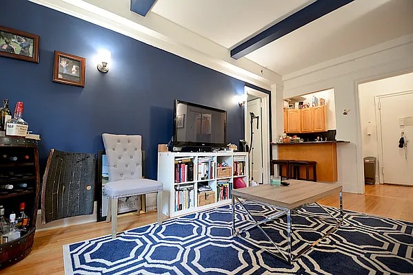 Rented by Keller Williams NYC | media 8