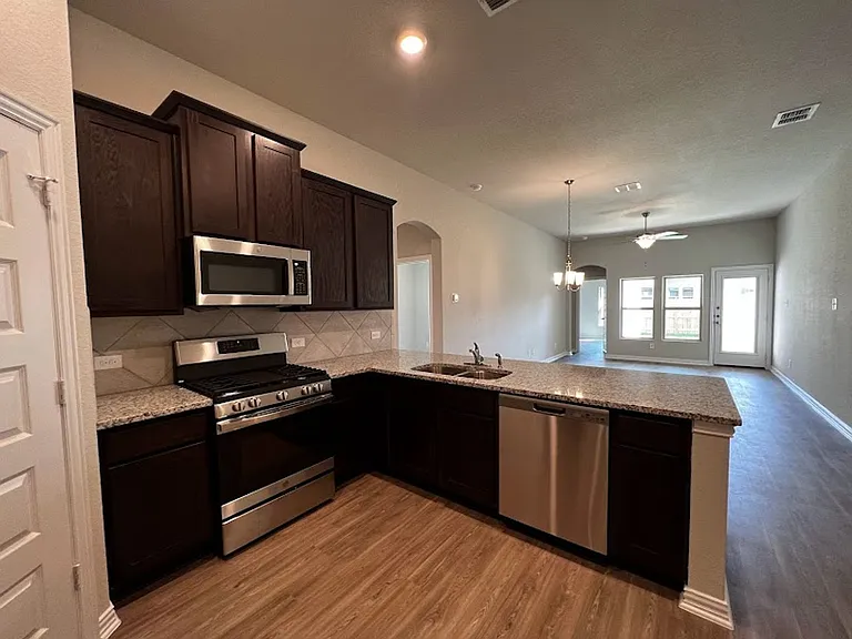 9310 Two Frio Lndg — Photo 3