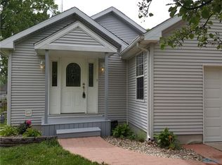 1755 Ambleside Rd, Oregon, OH 43616