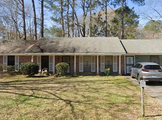3031 Longwood Dr, Jackson, MS 39212