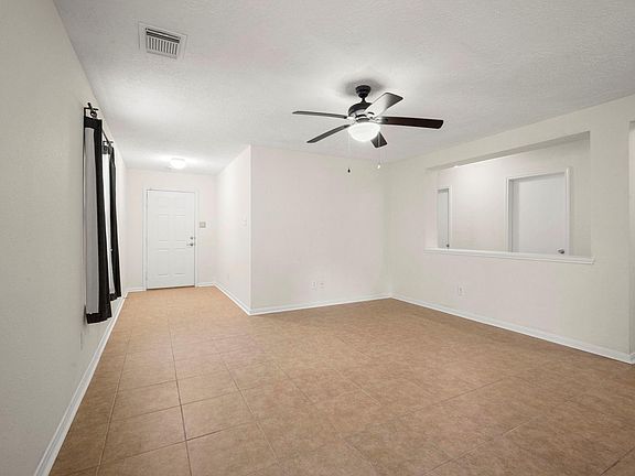 5th image of 3602 Fuller Bluff Dr