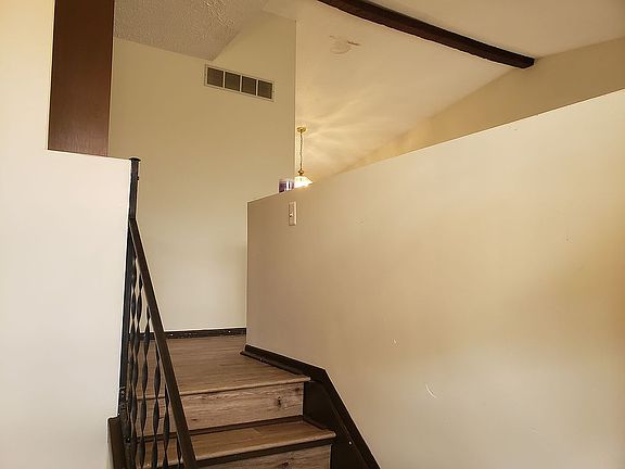 3rd image of 845 N Conklin Dr