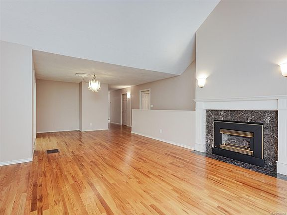 5th image of 928 Bearwood Ln #1