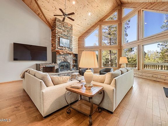 2nd image of 2790 Pine Rim Road