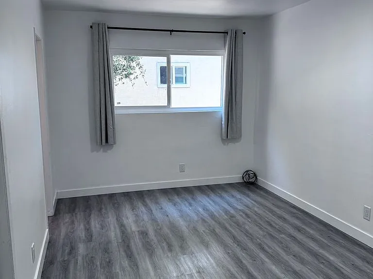 128 E Wakefield Ave. — Photo 17