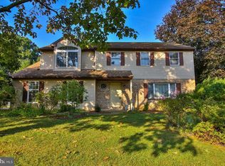 1006 Oldstone Rd, Allentown, PA 18103