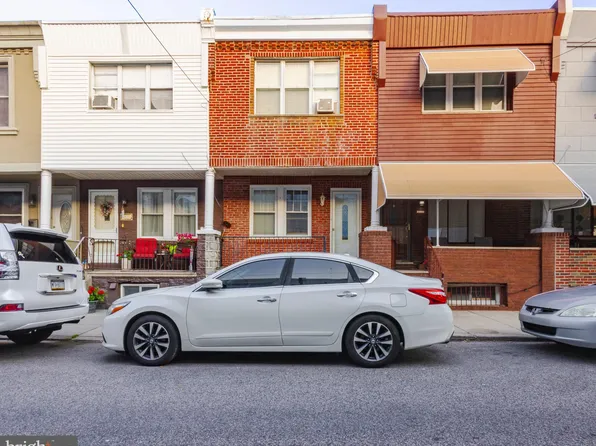 2824 S Sydenham St, Philadelphia, PA 19145
