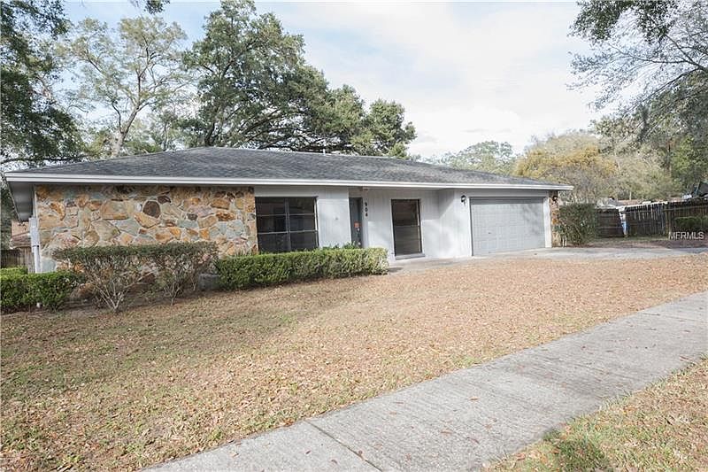 1st image of 904 Smith Bay Dr