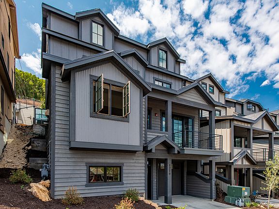 3rd image of 1219 Lowell Ave #6