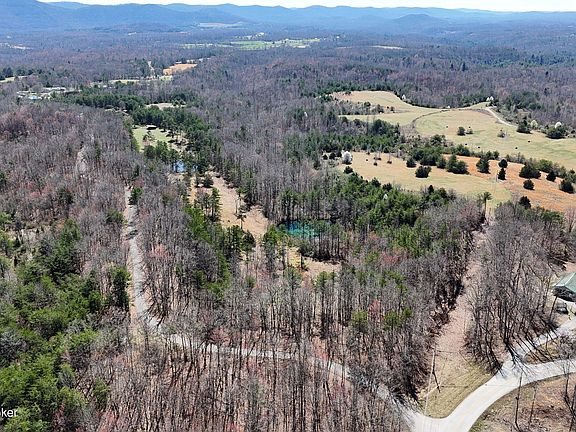 5th image of 130 Ned Ridge Rd