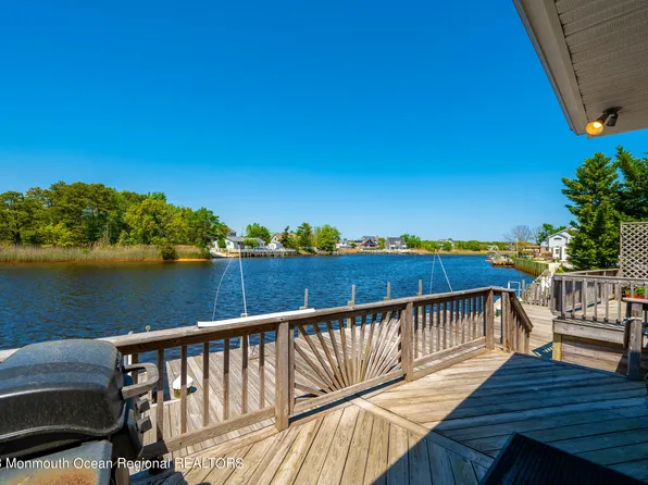 630 Fairview Lane, Forked River, NJ 08731