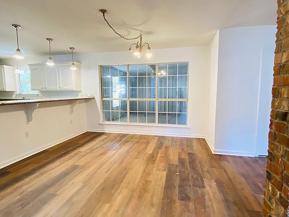 4th image of 39349 James Dr