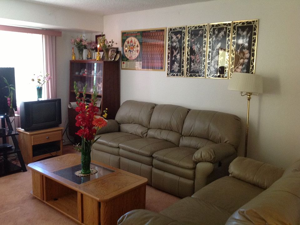 2nd image of 1310 Bacchus Dr