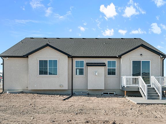 2000 Farmhouse