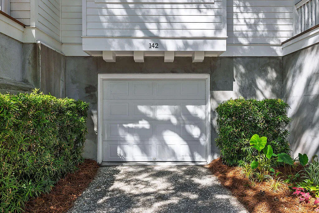 2 bed, 2.5 bath, 1866 sqft, $3,700 — Photo 3