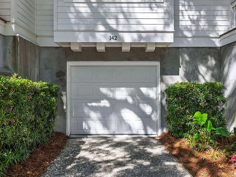 142 Wappoo Creek Dr #9 — Photo 3