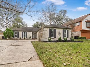 5710 Green Timbers Dr, Humble, TX 77346
