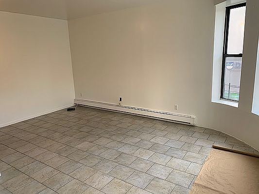 2nd image of 201 E 118th St #2F