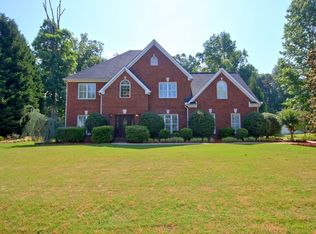 145 Woodbyne Dr, Fayetteville, GA 30214