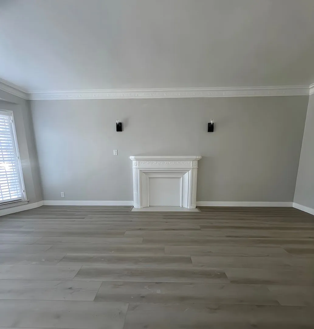 2601 W. 42nd St. — Photo 3