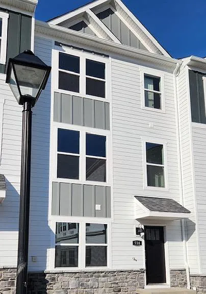 238 Cooper St — Photo 2