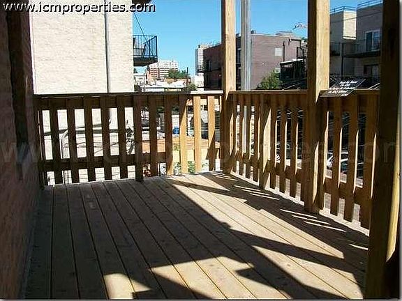 4th image of 3525 N Wilton Ave #2RX