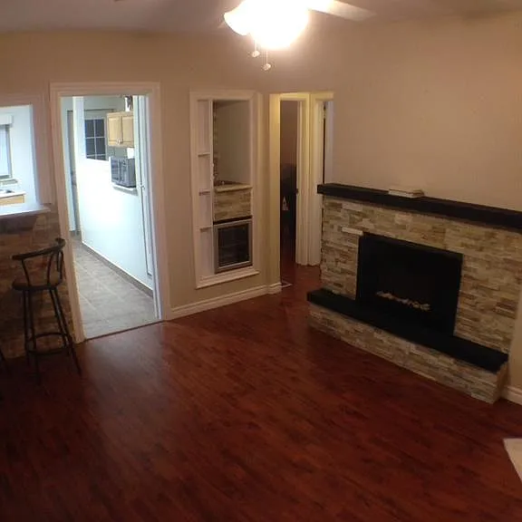 1819 Byng Rd — Photo 4