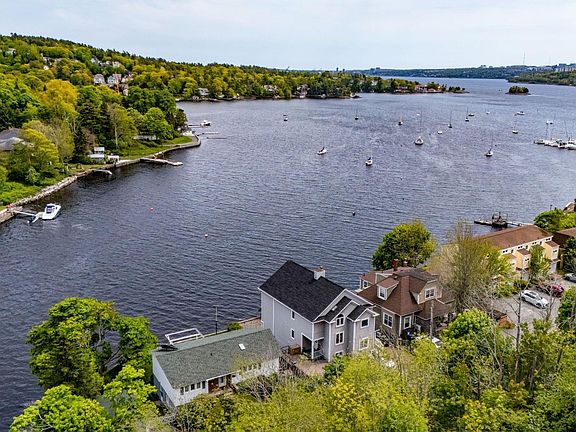 3rd image of 495 Shore Dr