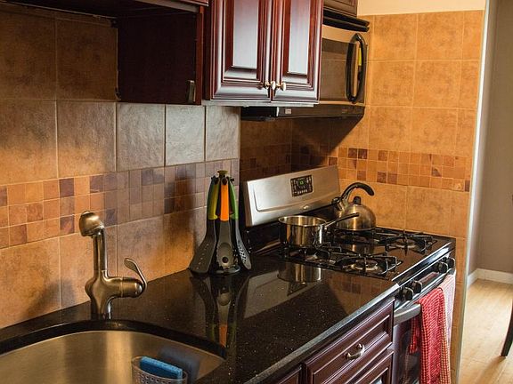 4th image of 225 Saint Pauls Ave APT 5A