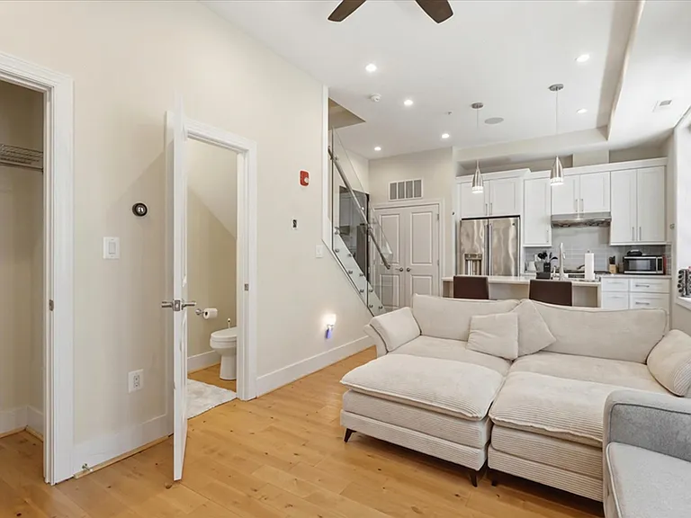 625 Park Rd NW #108 — Photo 9