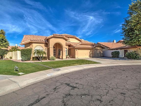3rd image of 1550 W Aster Ct