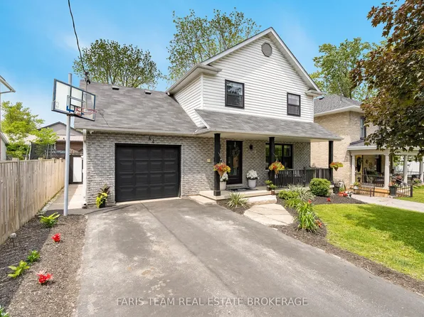 44 Regent St, Kawartha Lakes, ON K9V 3V2