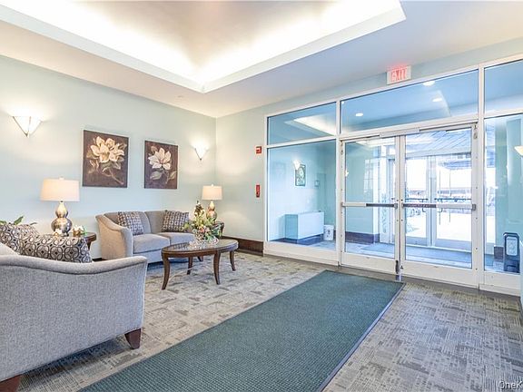 4th image of 1 Landmark Sq APT 115