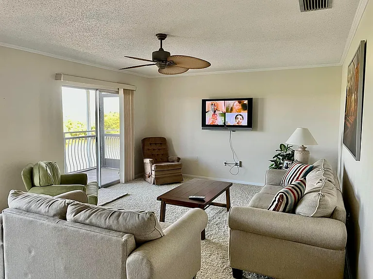 8803 Bay Pointe Dr #203 — Photo 18
