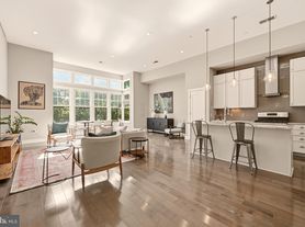 630 14th St NE, Washington, DC