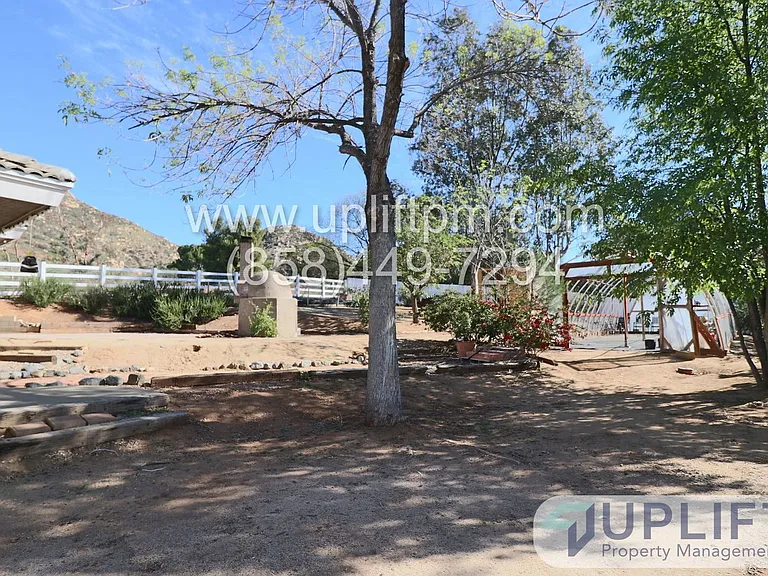 15817 Fecanin Way — Photo 20