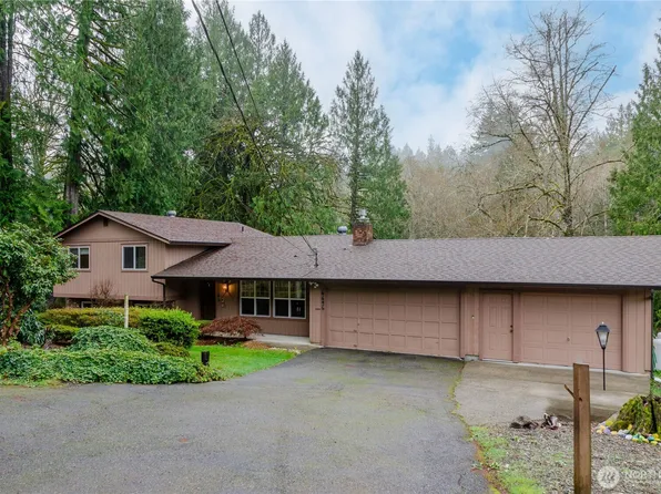 6696 Crest Drive SE, Port Orchard, WA 98367