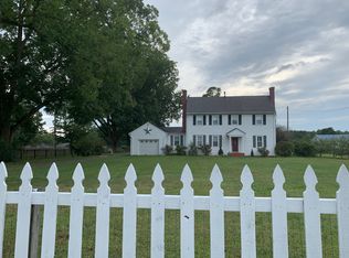 27424 Colosse Rd, Carrsville, VA 23315