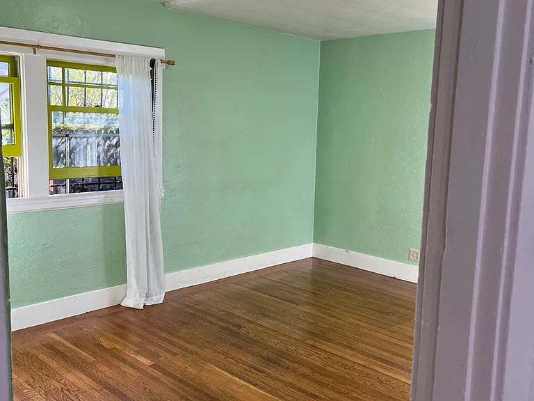 Bedroom #1
