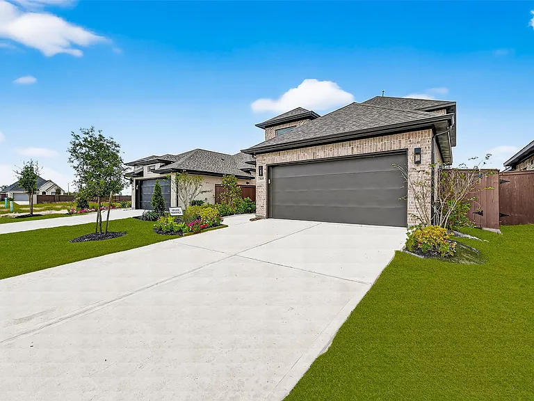 5019 Bowen Prairie Dr — Photo 4