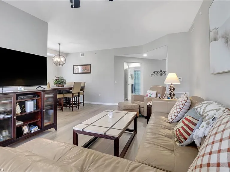 11601 Navarro Way #2102 — Photo 11