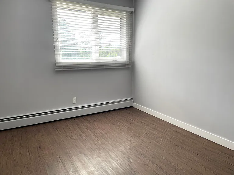 4 Nixon St — Photo 11