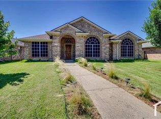 2617 Buck Dr, Mesquite, TX 75181