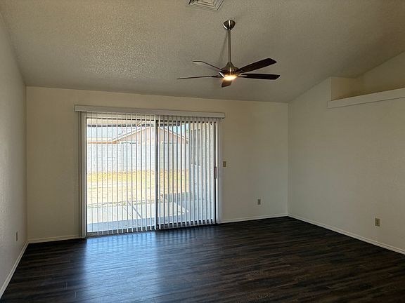 5th image of 8208 W Columbine Dr