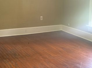 304 3rd St #4, Tuscumbia, AL 35674