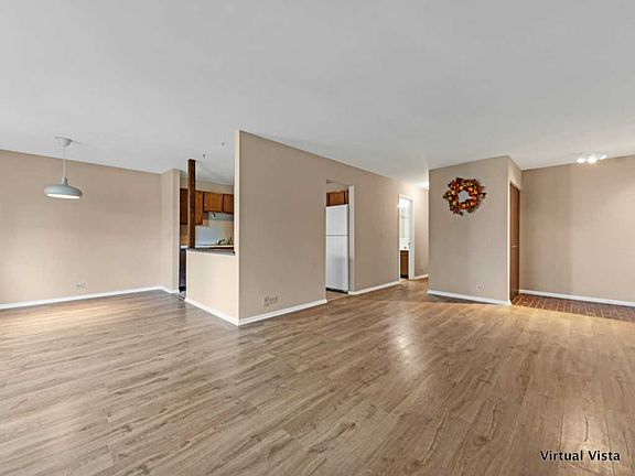 3rd image of 4955 Kimball Hill Dr APT B2