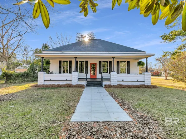611 Moog Ave, Bay Minette, AL 36507